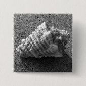 Conch Seashell Zand Beach Button Pin (Voorkant)
