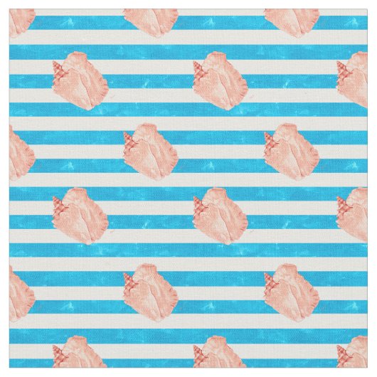 Conch Shells op Blue Stripes Coastal Stof (Close Up)