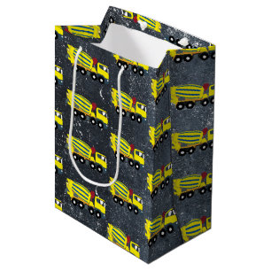 Concrete vrachtwagens voor de bouw van cement medium cadeauzakje