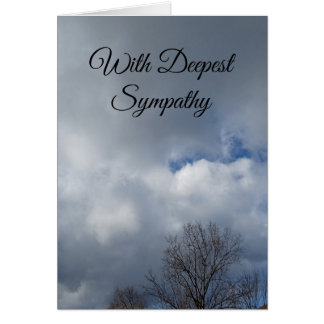 Condoleances met een bewolkte stormachtige lucht.