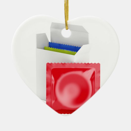 Condooms op witte achtergrond keramisch ornament (Voorkant)