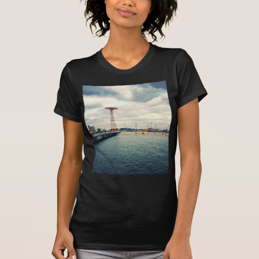 Coney Island Beach Panorama T-shirt (Voorkant)