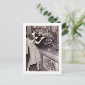 Coney Island, NY Vrouw in Schieten Gallery  Briefkaart (Staand voorkant)