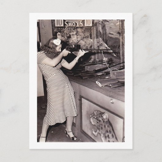 Coney Island, NY Vrouw in Schieten Gallery  Briefkaart (Voorkant)