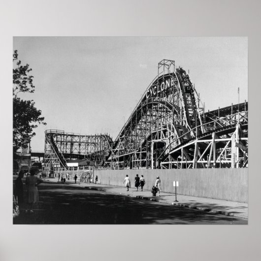Coney Island Roller Coaster-1826587.bw.jp Poster (Voorkant)