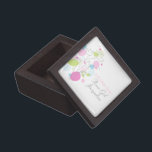 Confetti bloem meisje dank u bruiloft geschenkdoos premium decoratiedoosje<br><div class="desc">Show uw waardering voor uw bloemenmeisjes of andere bruiloft begeleider met deze gepersonaliseerde bruiloft gunst geschenkdoos. Modieuze moderne pasteltinten van roze, helder blauw, groen met klassiek grijs. Komt overeen met bruiloft confetti bloemblaadjes set. Pas/personaliseer met de titel van de begeleiders, naam. Momenteel leest, Dank u Bloemenmeisje Jacqueline. Uniek geïllustreerd en...</div>