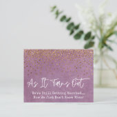Confetti & Grunge Roze Sassy Uitgestelde Bruiloft Briefkaart (Staand voorkant)