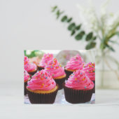 Confetti van karnemelk, koekjes met roze pekelrok briefkaart (Staand voorkant)