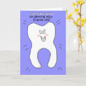 Congratulatie on Getting Your Braces Off Card Kaart (Gele Bloem)