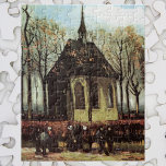 Congregatie in de kerk, Nuenen door Vincent van Go Legpuzzel<br><div class="desc">Congregatie De Hervormde Kerk in Nuenen verlaten door Vincent van Gogh is een mooi kunstschilderij in het kader van het indrukwekkende architectonisch schilderij van de architectuur, met een kerk met parochianen die aan het einde van de dienstverlening vertrekken. Over de kunstenaar: Vincent Willem van Gogh was een Post Impressionistische schilder...</div>