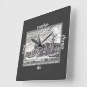 Congres: Cuckoo Mechanical Rabbit Vierkante Klok (Hoek)