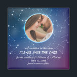 Constellation Photo Magnet<br><div class="desc">Het is geschreven in de sterren... we zijn voorbestemd om samen te zijn. Uniek sparen de Magnetische Datum. (Shiny-sky-with-constellations-background_891270.htm'>Ontworpen door Freepik). De magneet is eenvoudig aan te passen met de tekst, het lettertype en de tekenkleur. Niet precies wat je zoekt? Al onze producten kunnen zonder extra kosten op maat worden...</div>