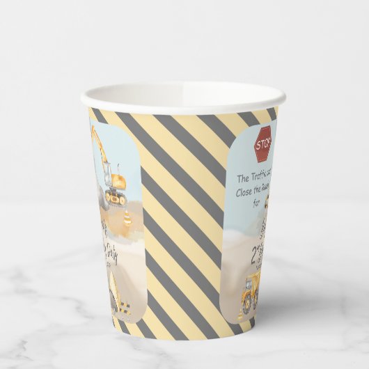 Construction Dump Truck Boy's 2nd Birthday Party Papieren Bekers (Links)