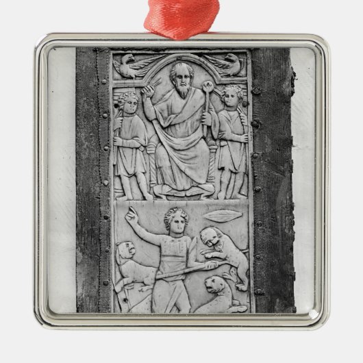 Consulaire diptych van Aetius, linker paneel Metalen Ornament (Voorkant)