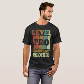 Consultant Pro Unlocked Vintage Style Unique T-shirt (Voorkant volledig)