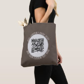 Contact Gratis Cafe Modern Contactloos Scan me QR Tote Bag (Dichtbij)