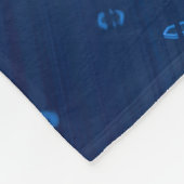 Containment (2026) fleece deken (Hoek)