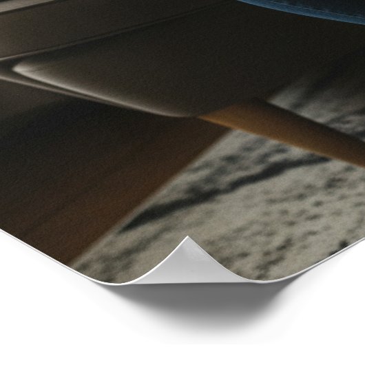 Contemplatieve nieuwslezer poster (Hoek)