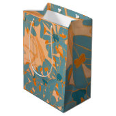 Contemporary Leaf Design in Peach Medium Cadeauzakje (Achterkant Gekanteld)