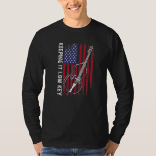 Contrabas en Amerikaanse vlag voor contrabassisten T-shirt
