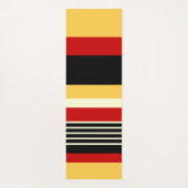 Contrastgeel met rood yogamat (Achterkant)