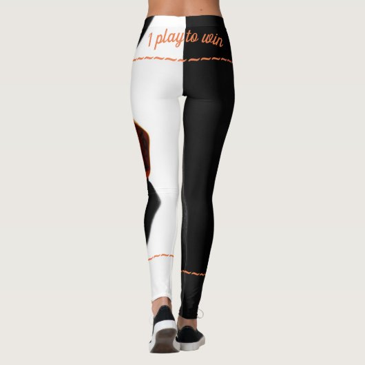 Convention Gaming Dice SASSY "play to win" Leggings (Achterkant)