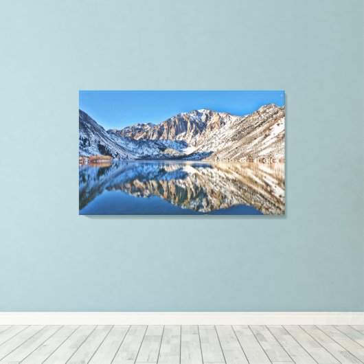 Convict Lake Reflections Canvas Afdruk (Insitu (Houten vloer))
