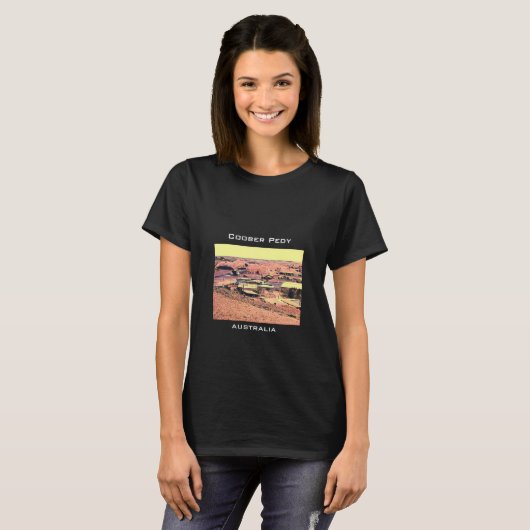 Coober Pedy mijnstad Australië reizen T-shirt (Voorkant volledig)