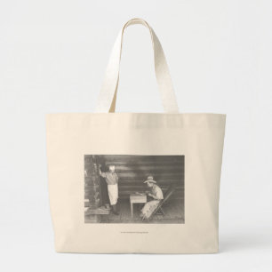 Cook die naar een cowboy speelkaarten kijkt 2 grote tote bag