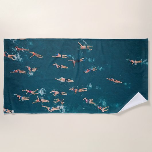 Cool Aerial Foto van zwemmers Strandlaken (Voorkant)