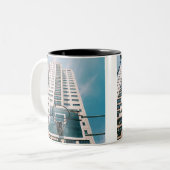 Cool Basketball Hoop Tweekleurige Koffiemok (Voorkant links)