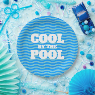 Cool bij het zwembad blauw water golvende lijn zom papieren bordje