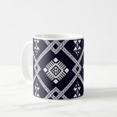 Cool Black en White Geometric Oriental Pattern Koffiemok (Voorkant links)