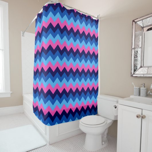 Cool Blauw Roze Chevron Patroon Douchegordijn (In situ)
