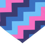 Cool Blauw Roze Chevron Patroon Kleine Tafelloper (Hoek)
