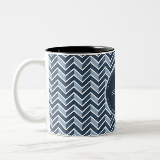 Cool Blue Chevron Pattern Monogram Tweekleurige Koffiemok (Links)