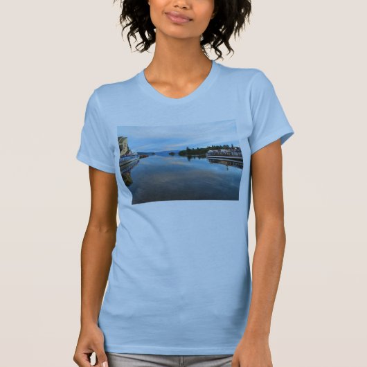 COOL BLUE DAWN - LAKE WINDEMERE - UK T-SHIRT (Voorkant)