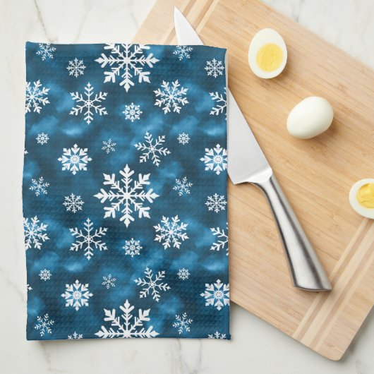 Cool Blue With White Snowflake Pattern Winter Theedoek (Quarter Fold)