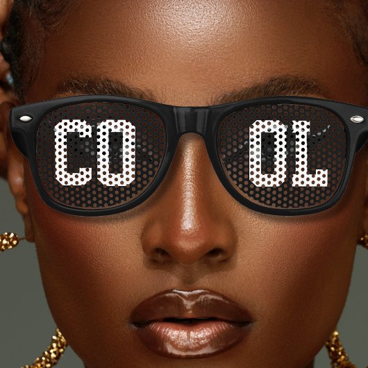 Cool Bold Letter Zwart Retro Zonnebril