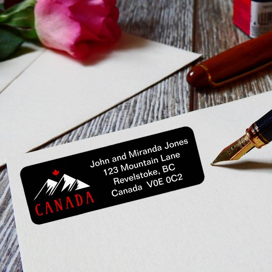 Cool Canada Mountains Canadese esdoornblad donker Etiket