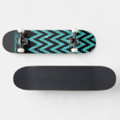 Cool chevron zigzag pauock blue faux glitter skateboard (Horizontaal)
