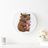 Cool Chill Capybara with Pink Teddy Bear Grote Klok (Huis)