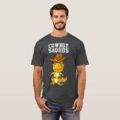 Cool Cowboy Saurus Funny Western Rodeo Dinosaur T-shirt (Voorkant volledig)