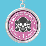 Cool Custom NA Recovery Skull Medallion Keytag Ke Zilver Vergulden Ketting<br><div class="desc">Onze Sleutelhangers voor Addiction Recovery Medallion zijn een perfecte manier om een 'Sobriety Birthday' of 'Recovery Jubileum' te herkennen omdat ze iets bieden dat massaal geproduceerde miljoen sleutelhangers niet de mogelijkheid bieden om je te personaliseren! Laat hen zich uniek voelen en gewaardeerd door gepersonaliseerd te zijn. Voeg elke naam, terugwinningsdatum...</div>