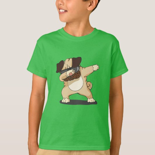 Cool Dabbing Pug met zonnebril Shirt (Voorkant)