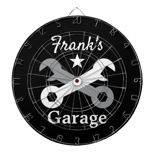 Cool dartbord voor garage van automonteur en manca (Voorkant)