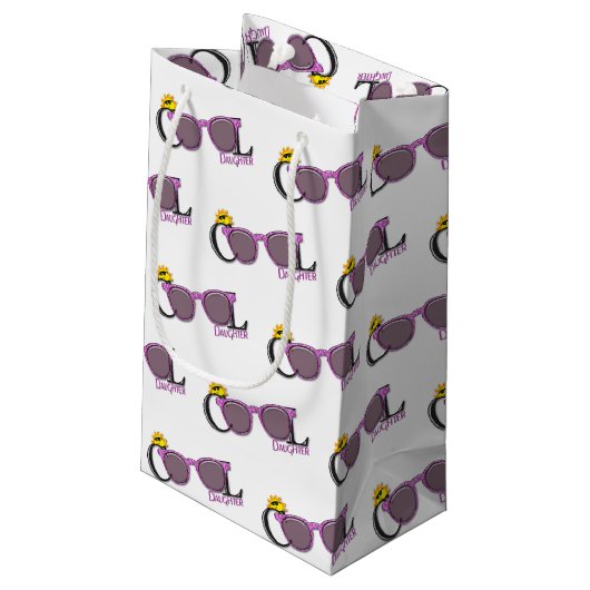 Cool Daughter zonnebril Klein Cadeauzakje (Achterkant Gekanteld)