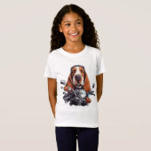 Cool dog biker, schattig basset hound dog driver t-shirt (Voorkant volledig)