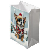 Cool Dog in Preppy winterkleding en Pet winter Medium Cadeauzakje (Voorkant Gekanteld)