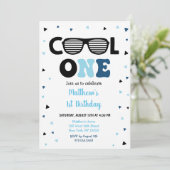 Cool Een Zonnebril Jongen Eerste Verjaardag Kaart (Staand voorkant)